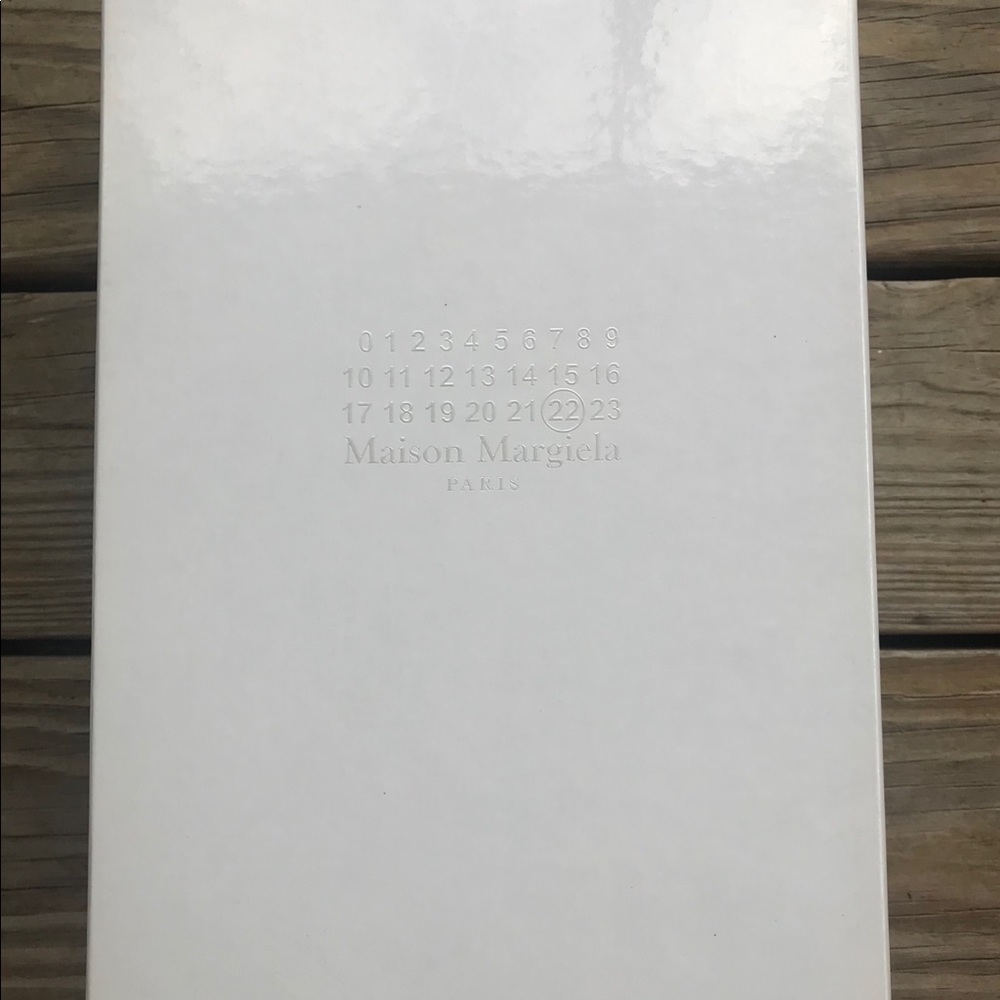 Maison Margiela GAT Low Top Sneaker - Picture 5 of 8